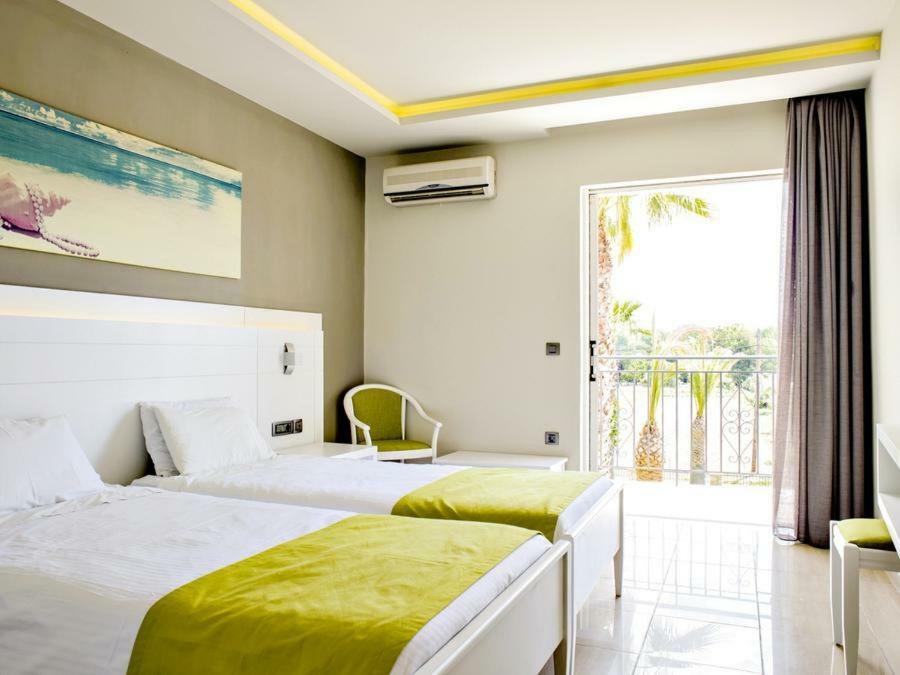 Margarita Hotel Лаганас Экстерьер фото